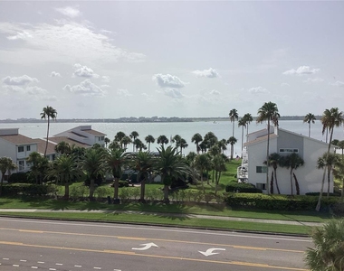 1430 Gulf Boulevard - Photo Thumbnail 9
