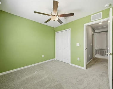 2509 Victorious Falls Avenue - Photo Thumbnail 33