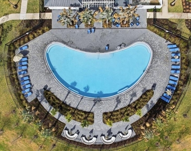 2509 Victorious Falls Avenue - Photo Thumbnail 35