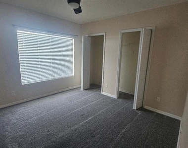 3909 45th Terrace W - Photo Thumbnail 11