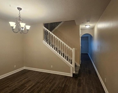 3909 45th Terrace W - Photo Thumbnail 16