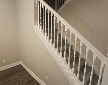 3909 45th Terrace W - Photo Thumbnail 21