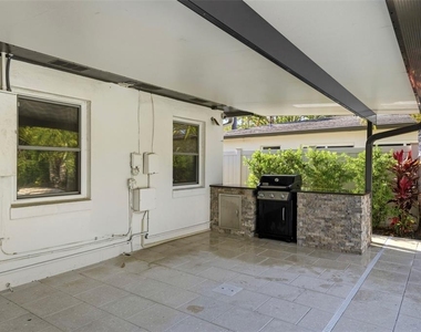 402 Erie Avenue - Photo Thumbnail 58