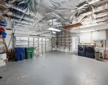 402 Erie Avenue - Photo Thumbnail 65