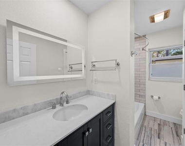 402 Erie Avenue - Photo Thumbnail 42