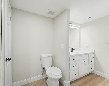 7708 Maryland Avenue - Photo Thumbnail 28