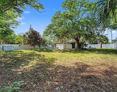7708 Maryland Avenue - Photo Thumbnail 40