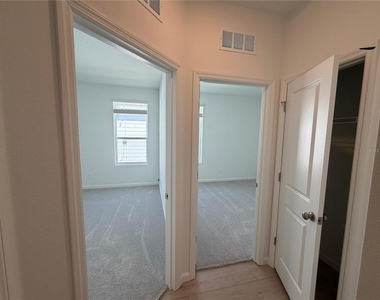 5548 Morant Bay Path - Photo Thumbnail 14