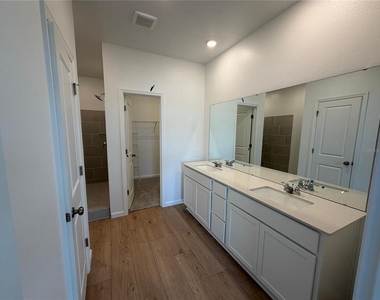 5548 Morant Bay Path - Photo Thumbnail 8