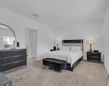 1513 Cumberland Avenue - Photo Thumbnail 12