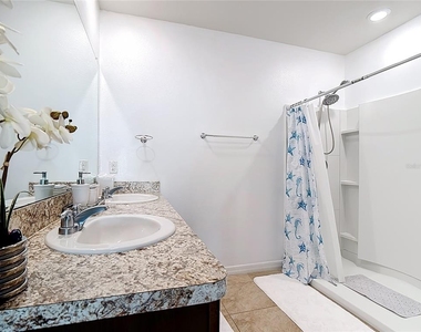 241 Meadowbrook Boulevard - Photo Thumbnail 18