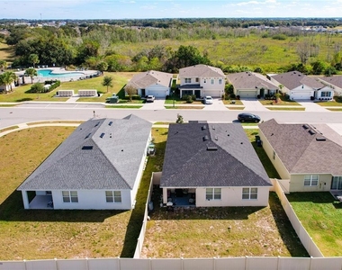 241 Meadowbrook Boulevard - Photo Thumbnail 29