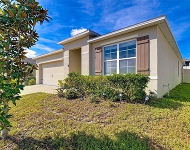 241 Meadowbrook Boulevard - Photo Thumbnail 3