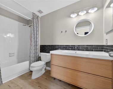 238 Celebration Boulevard - Photo Thumbnail 22