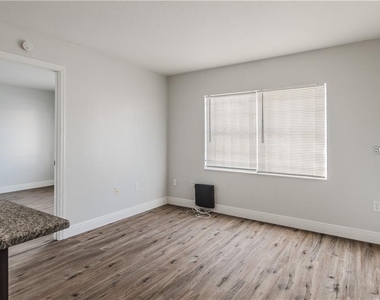 9013 Westchester Circle - Photo Thumbnail 3