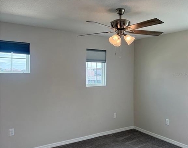 1042 Michelangelo Lane - Photo Thumbnail 18