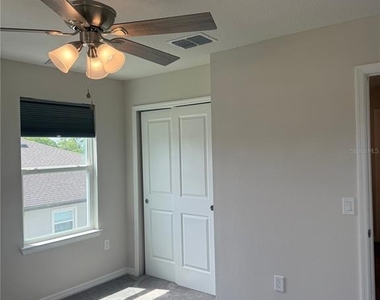 1042 Michelangelo Lane - Photo Thumbnail 19