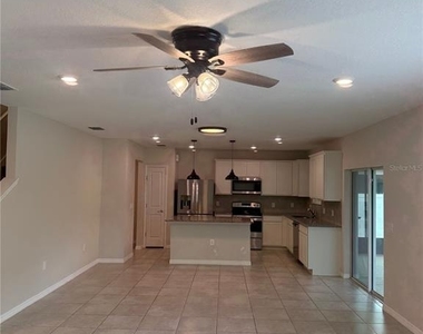 1042 Michelangelo Lane - Photo Thumbnail 3