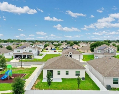 566 Pawnee Court - Photo Thumbnail 2