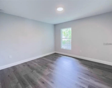 57 Pine Circle - Photo Thumbnail 3