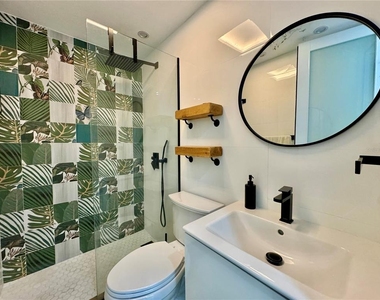 9 Gardenia Street - Photo Thumbnail 10