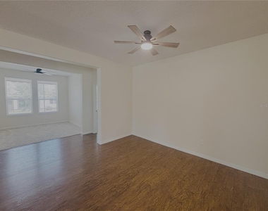 4859 Nw 35th Lane Road - Photo Thumbnail 5