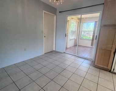 8947 Sw 108th Place - Photo Thumbnail 11