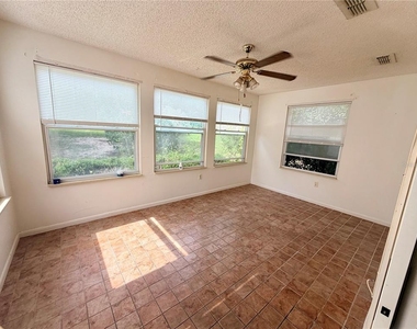 8947 Sw 108th Place - Photo Thumbnail 13