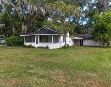 1405 Ne 55th Street - Photo Thumbnail 20