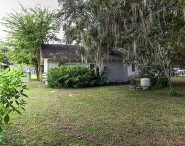 1405 Ne 55th Street - Photo Thumbnail 19