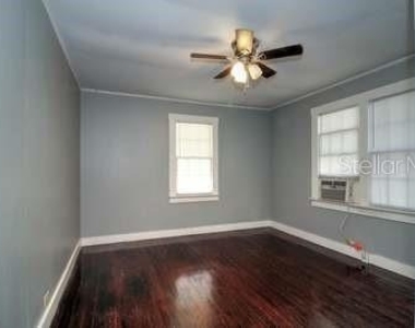 1405 Ne 55th Street - Photo Thumbnail 14