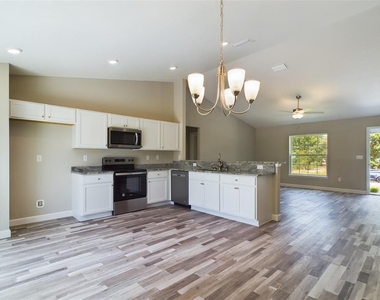 13215 Sw 77th Avenue - Photo Thumbnail 6