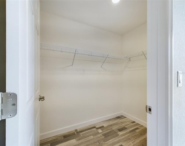 13215 Sw 77th Avenue - Photo Thumbnail 9