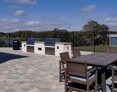 1015 Lake Forest Boulevard - Photo Thumbnail 9