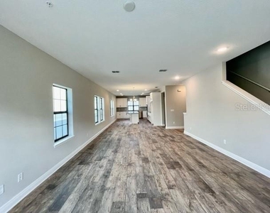 1120 Spotted Sandpiper Loop - Photo Thumbnail 11
