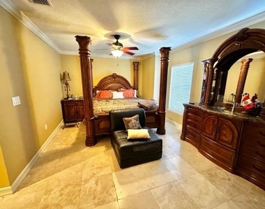 4232 Messina Drive - Photo Thumbnail 17