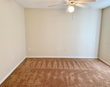 3087 Blaine Circle - Photo Thumbnail 7