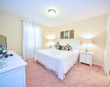 1014 Cypress Pointe Boulevard - Photo Thumbnail 7