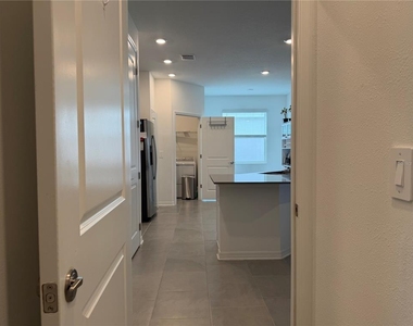 652 Grove Street - Photo Thumbnail 28