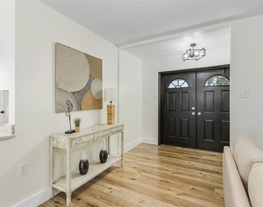 191 Casa Lane - Photo Thumbnail 7