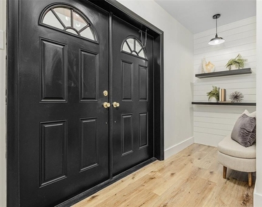 191 Casa Lane - Photo Thumbnail 8