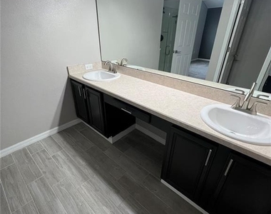 7926 Magnolia Bend Court - Photo Thumbnail 10