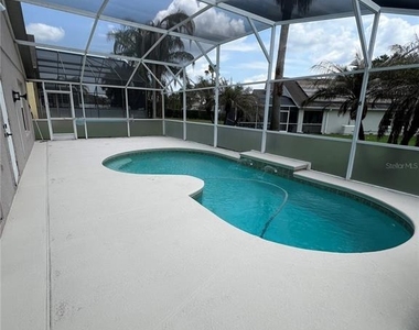 7926 Magnolia Bend Court - Photo Thumbnail 5