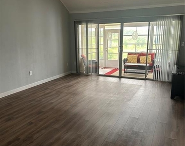 1118 Villa Lane - Photo Thumbnail 2