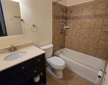 1118 Villa Lane - Photo Thumbnail 10