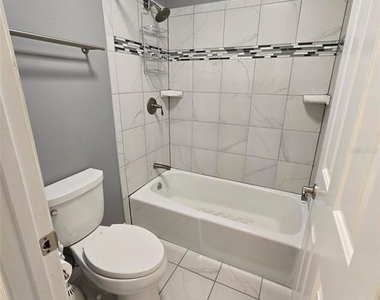 1118 Villa Lane - Photo Thumbnail 4