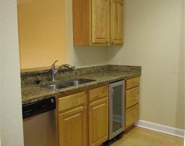 2065 Dixie Belle Drive - Photo Thumbnail 9