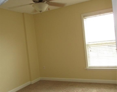 2065 Dixie Belle Drive - Photo Thumbnail 12