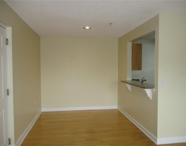 2065 Dixie Belle Drive - Photo Thumbnail 2