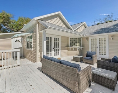 109 N Peninsula Avenue - Photo Thumbnail 19